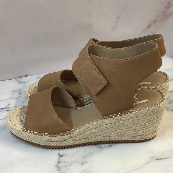 New Eileen Fisher Espadrilles Sandal Velcro Strap-on, Tan, Size 9 - Picture 3 of 5